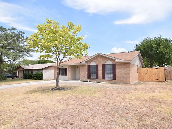 2nd image of 1116 Preswick Dr
