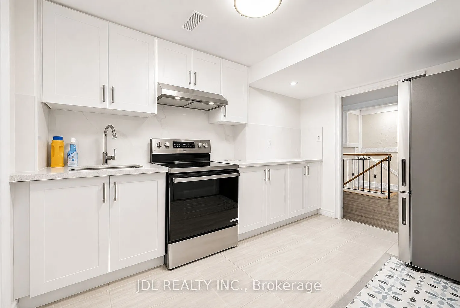 2 bed, $1,650 — Photo 1