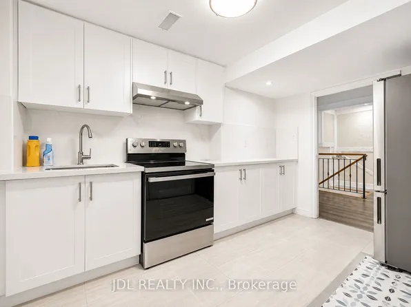 6 Willowgate Dr, Markham, ON