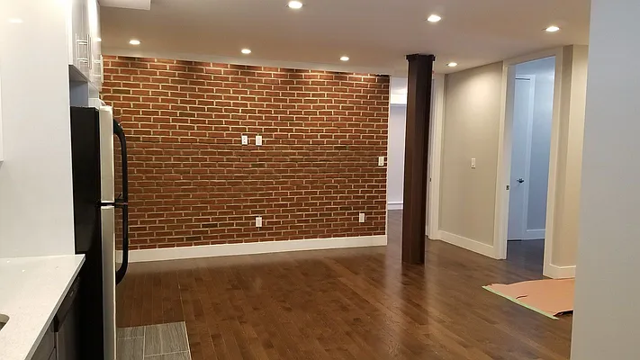 Rented by Bruma Realty LLC | media 18