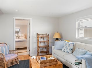 13 Tildean Ln, Bayville, NY 11709