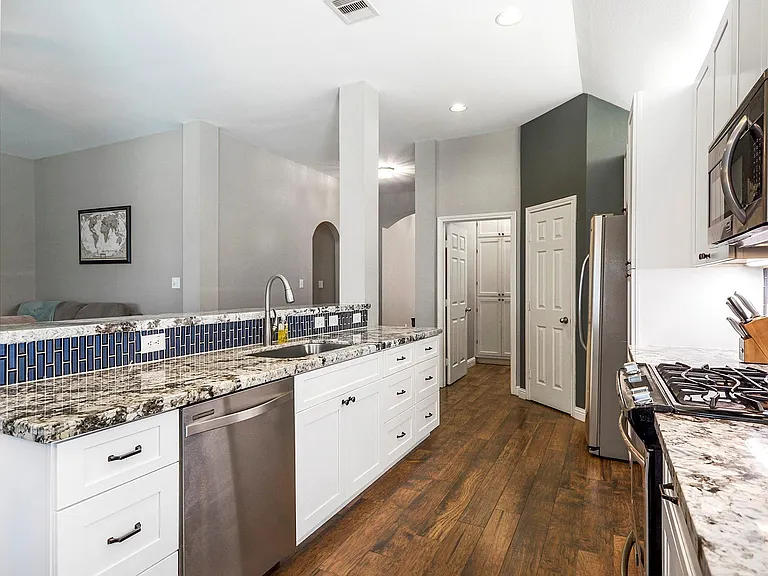 28139 Canyon Wren Dr — Photo 12