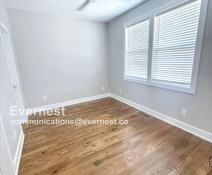 2116 Courtney Ave — Photo 14
