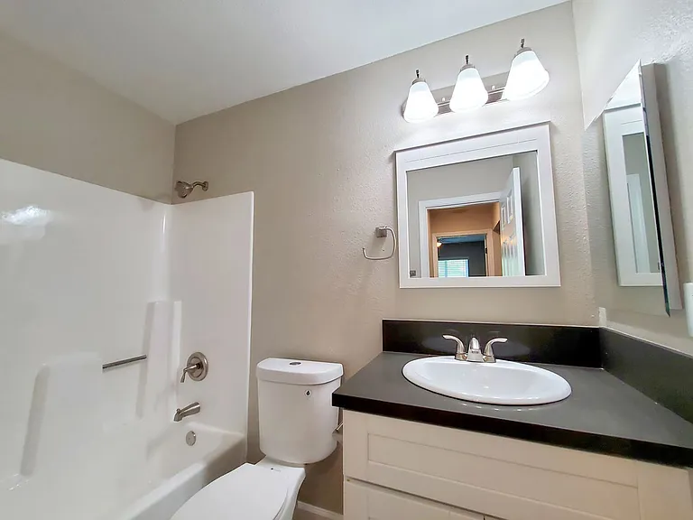 Cinnamon Woods Apartments — Photo 57