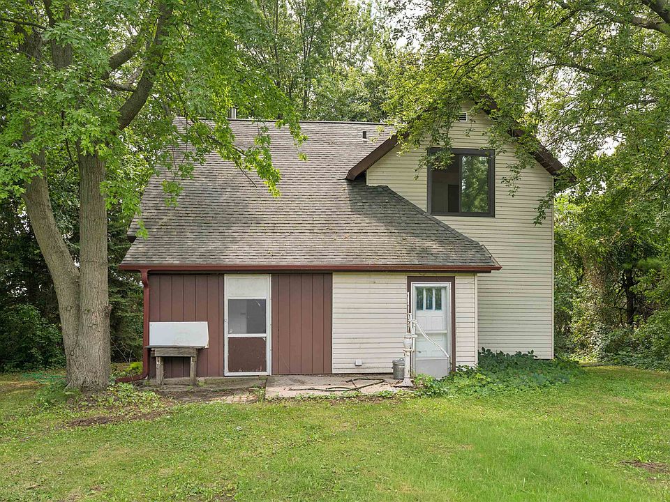 1st image of W5102 Carney Rd