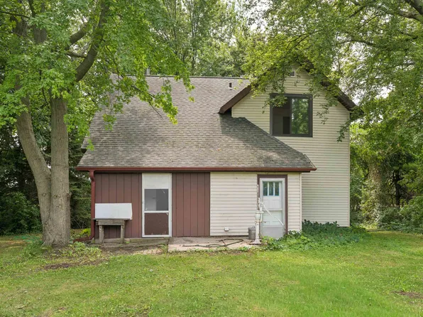 W5102 Carney Rd, Hilbert, WI 54129