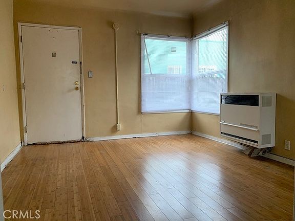 2nd image of 3968 Arlington Ave #1/4