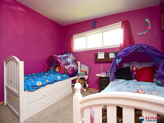 5th image of 632 E Eldora Ln