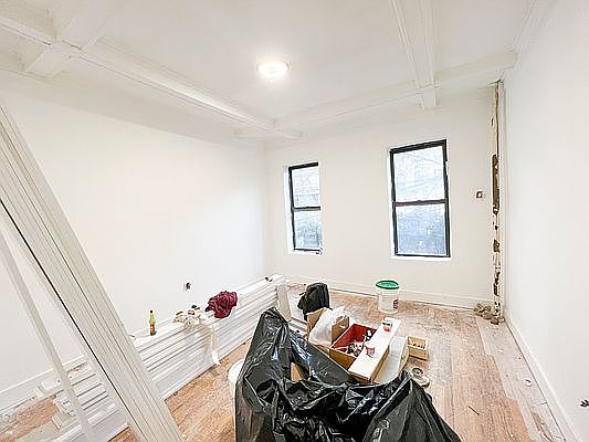 2nd image of 341 Saint Johns Pl APT 1R