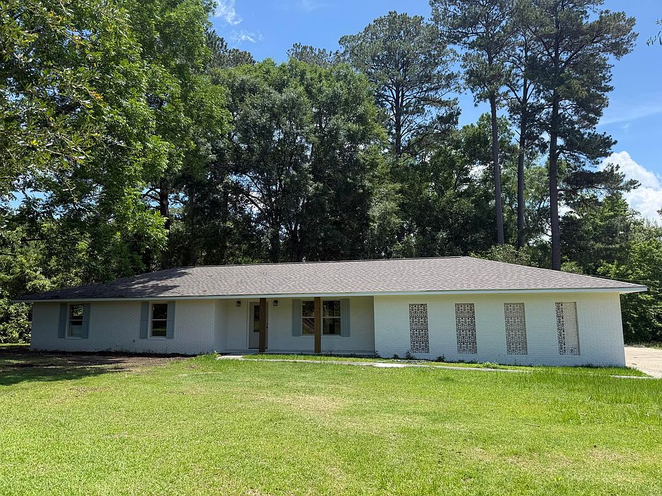 1st image of 108 McDonald Ln