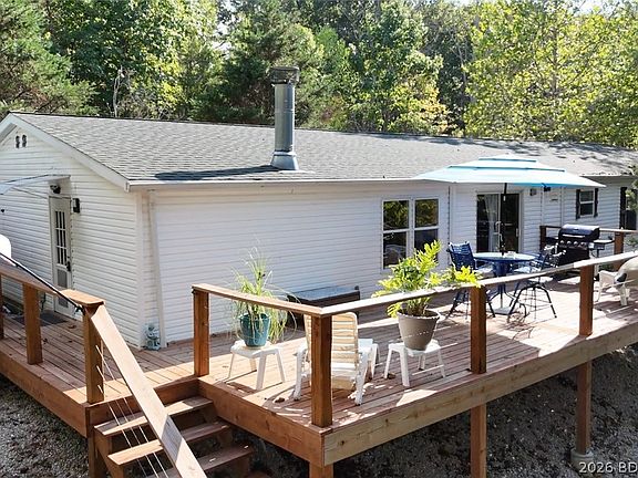 3rd image of 99 Rustic Woods Rd