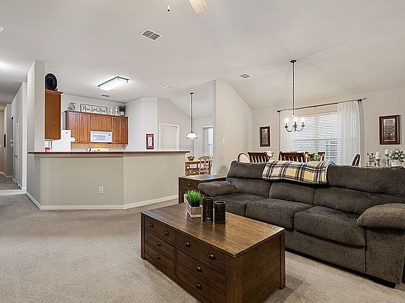 3rd image of 2700 Enchanted Eve Dr