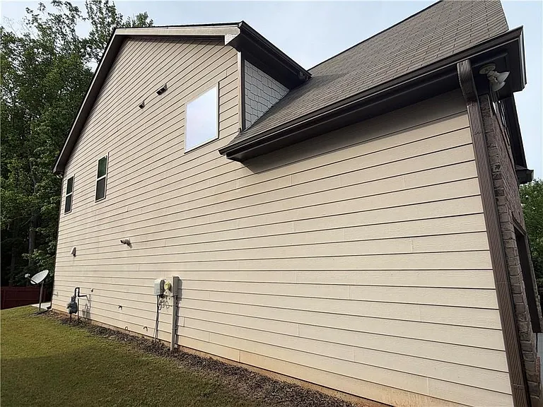 4525 Highfield Dr — Photo 31