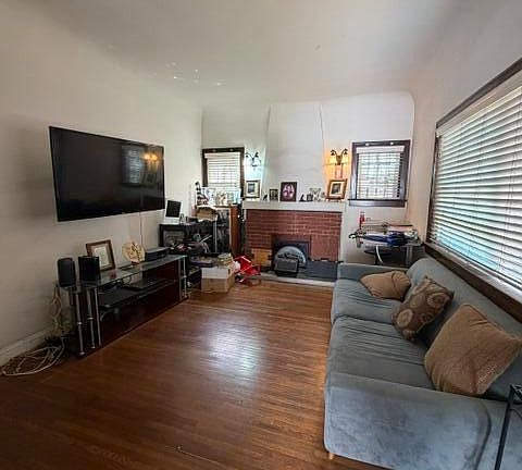 2nd image of 2921 Illinois Ave