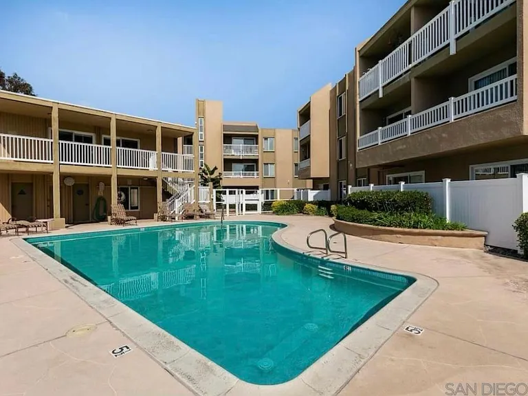 3030 Suncrest Dr #212 — Photo 16