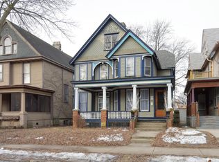 933 N 34th St, Milwaukee, WI 53208