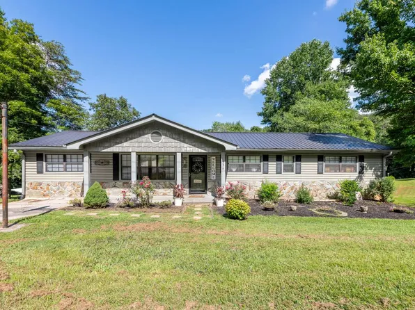 336 Galloway St, Epworth, GA 30541