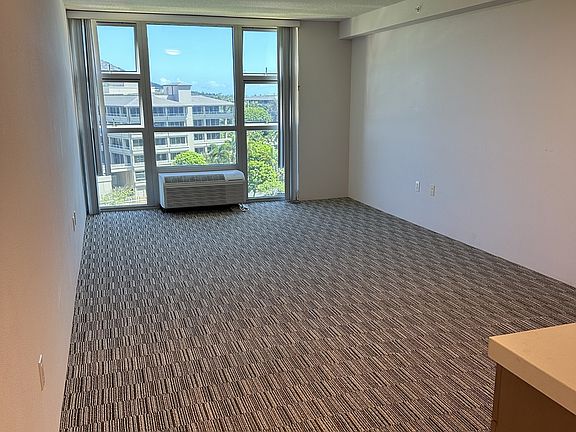 4th image of 7000 Hawaii Kai Dr #2710
