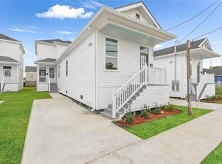 3206 Hollygrove St, New Orleans, LA 70118