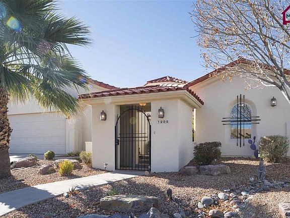 2nd image of 1905 Palm Canyon Dr