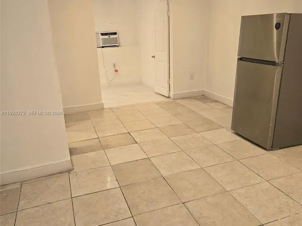 2614 SW 8th St #1, Miami, FL 33135
