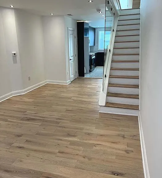 406 Sloan St — Photo 3