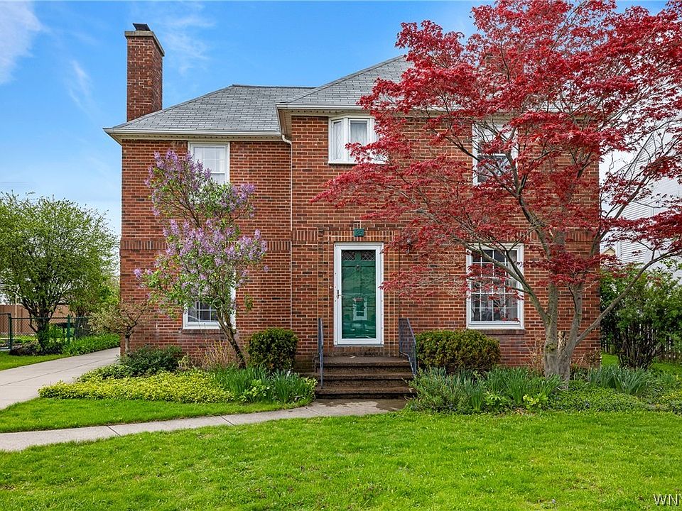 1st image of 25 Saint Johns Ave