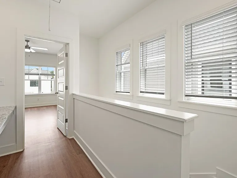 Turnberry Park Apartments and Homes — Photo 182