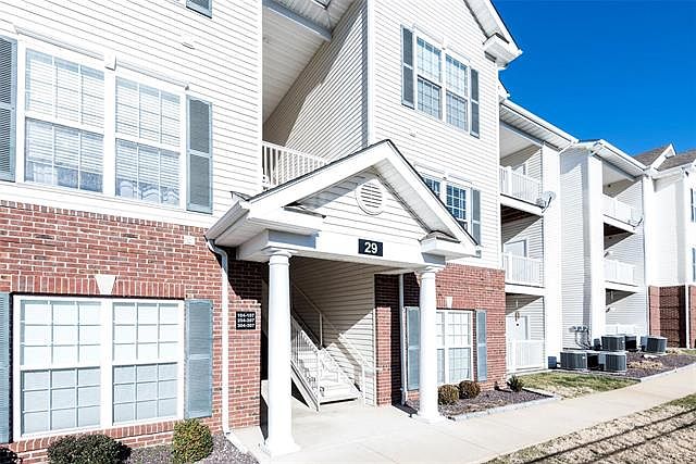 1st image of 29 Kassebaum Ln APT 307