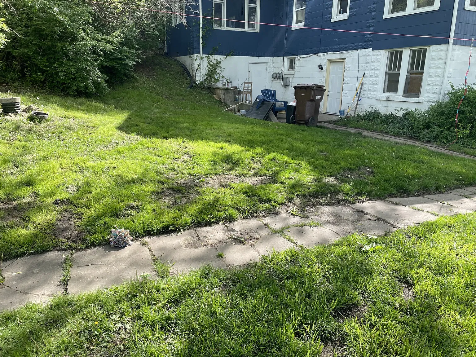 1 bed, 900 sqft, $1,100 — Photo 3