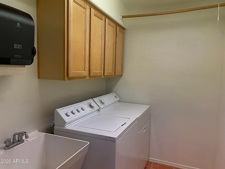 8376 W Melinda Ln — Photo 11