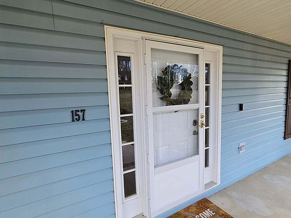 3rd image of 157 Ashlin Ridge Dr NE