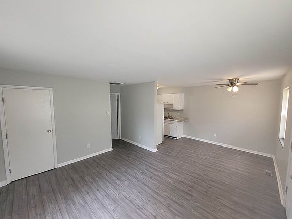 4th image of 446 E Siebenthaler Ave APT D