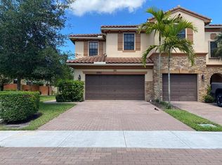10283 Wellington Parc Dr, Wellington, FL 33449