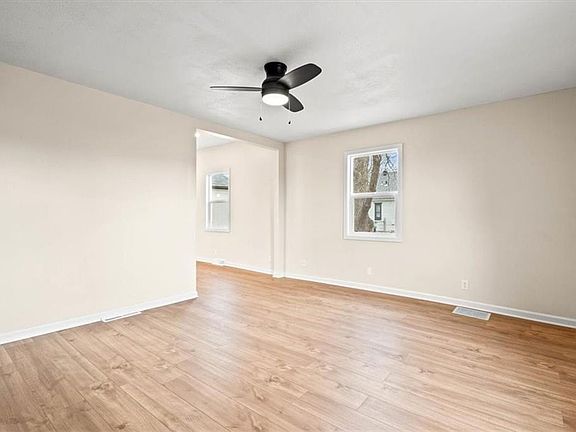 5th image of 4123 S Minnie St