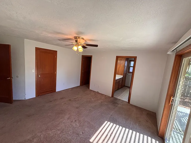 3052 Gary Dr — Photo 16
