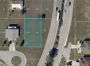 715 SE 9th Ter, Cape Coral, FL 33990
