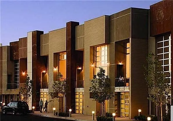 E City Place Dr — Photo 15