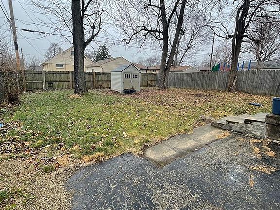 2nd image of 2185 Chamberlin Ave