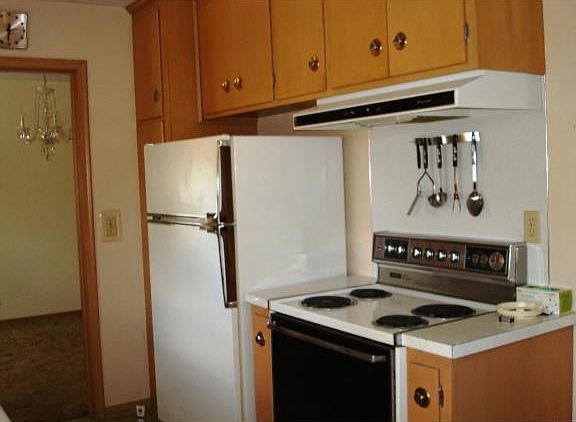 3rd image of 11428 Quince St NW