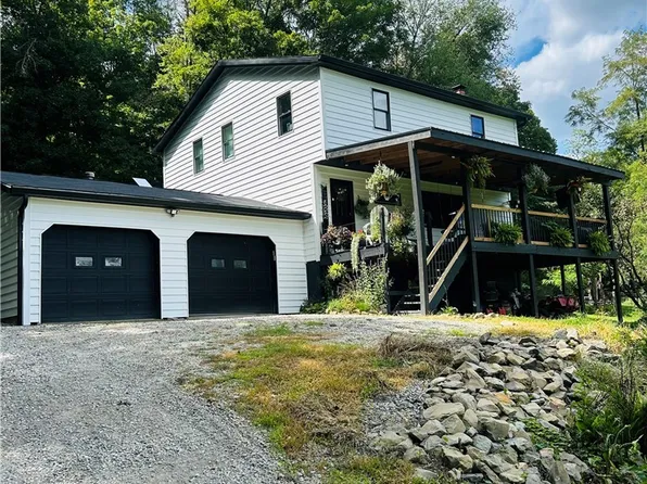 4300 Falls Rd SW, Sherrodsville, OH 44675