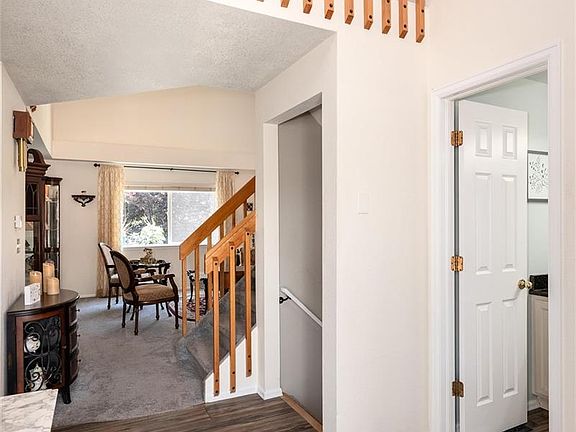 3rd image of 5404 S Robb Way