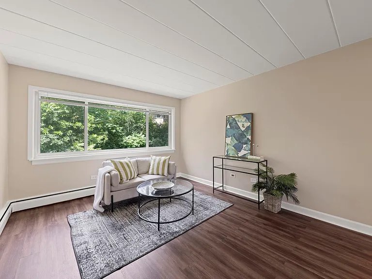 1307 College Ave #207 — Photo 8