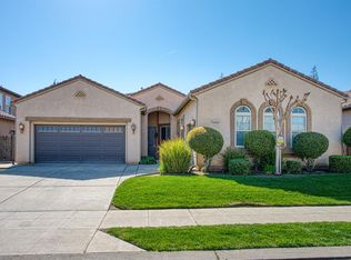 1475 E Via Marbella Dr, Fresno, CA