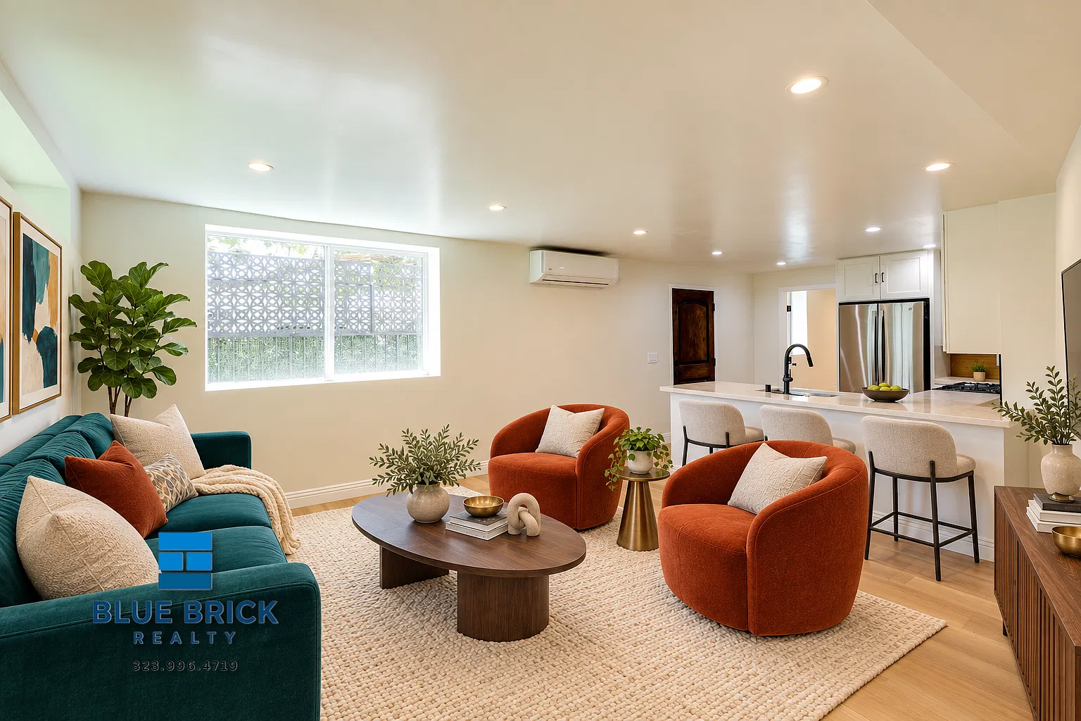 Modern 2 Bed 2 Bath Apartment with Central AC, In-Unit Laundry, Balcony + 1.5 Months FREE! — Photo 4