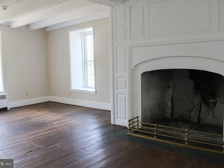 242 Fort Bowman Rd — Photo 12