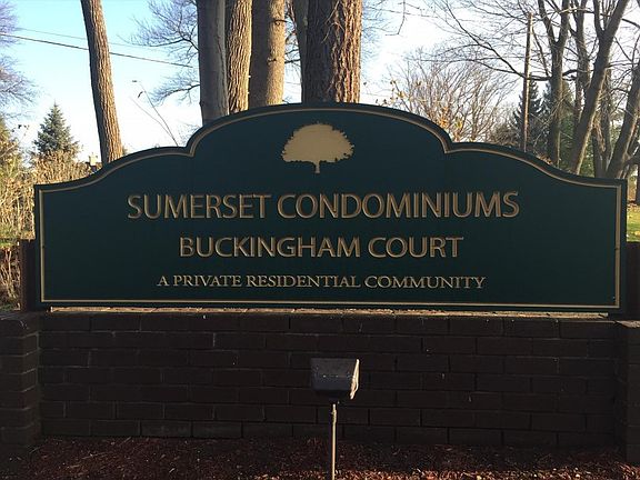 5th image of 120 Buckingham Ct