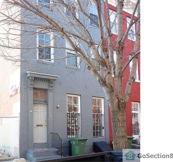 2nd image of 1307 Hollins St #1