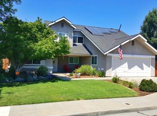 3724 Eddy Ave, Clovis, CA 93612