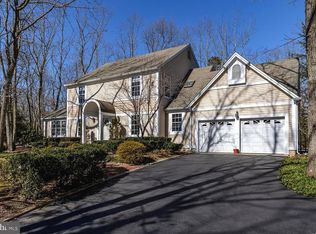 19 Pointe View Dr, Medford, NJ 08055